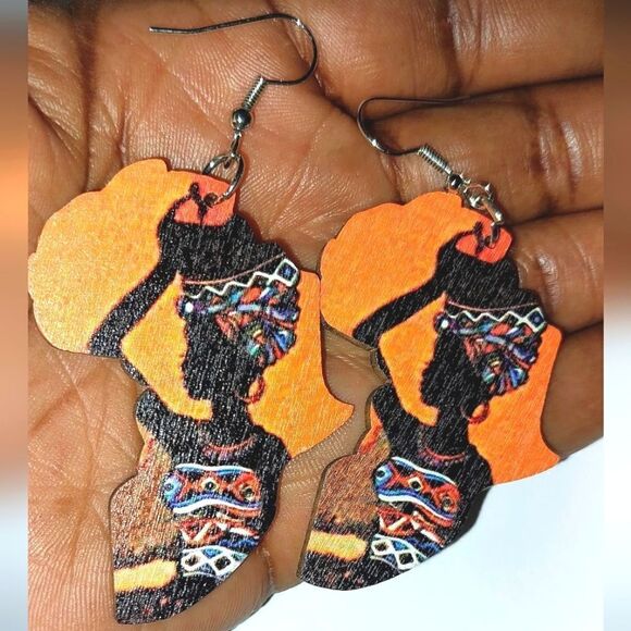 Fun bohemian African dangle earrings - Picture 7 of 7